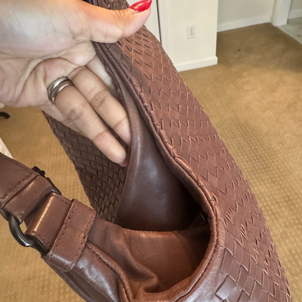 Bottega Vaneta Woven Leather Handbag - Picture 6 of 11
